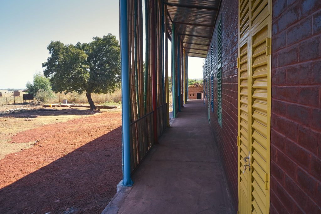 Galerie couverte de l’école Kalan Deme So (Mali)